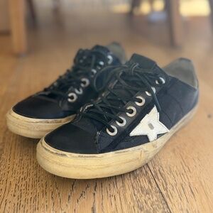 Golden Goose V-Star Low Top Sneaker Sz 38